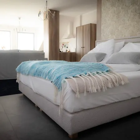 Lodge Mave Park Chmielno